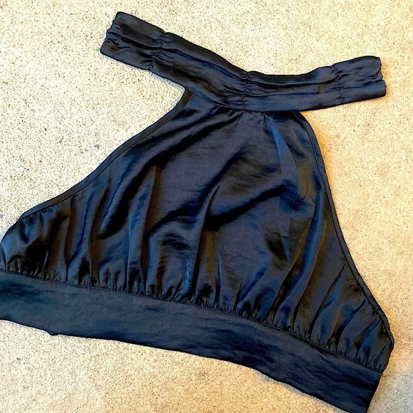 Adika Satin Ruched Cut out Sleeve Blouse Size XS - Picture 2 of 5